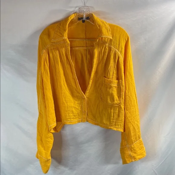 7 For All Mankind Yellow Cotton Blouse and Short Set - Picture 2 of 11
